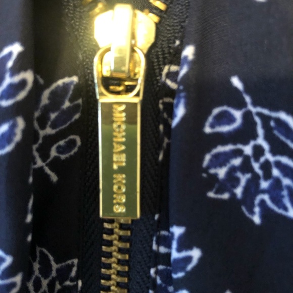 Michael Kors Navy Blue with White Print Blouse - Picture 4 of 4